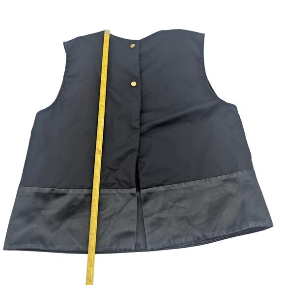 Everlane Women’s Sleeveless Vest Satin Bottom Panel & Gold Snap Buttons Size 4 - Picture 8 of 12
